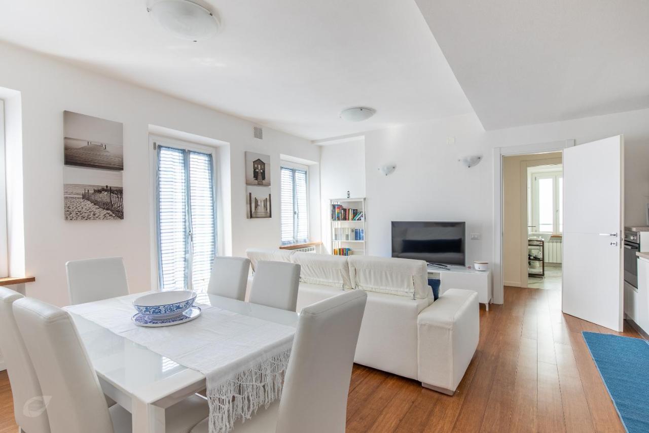 Elena House White Apartment Viareggio Exterior photo