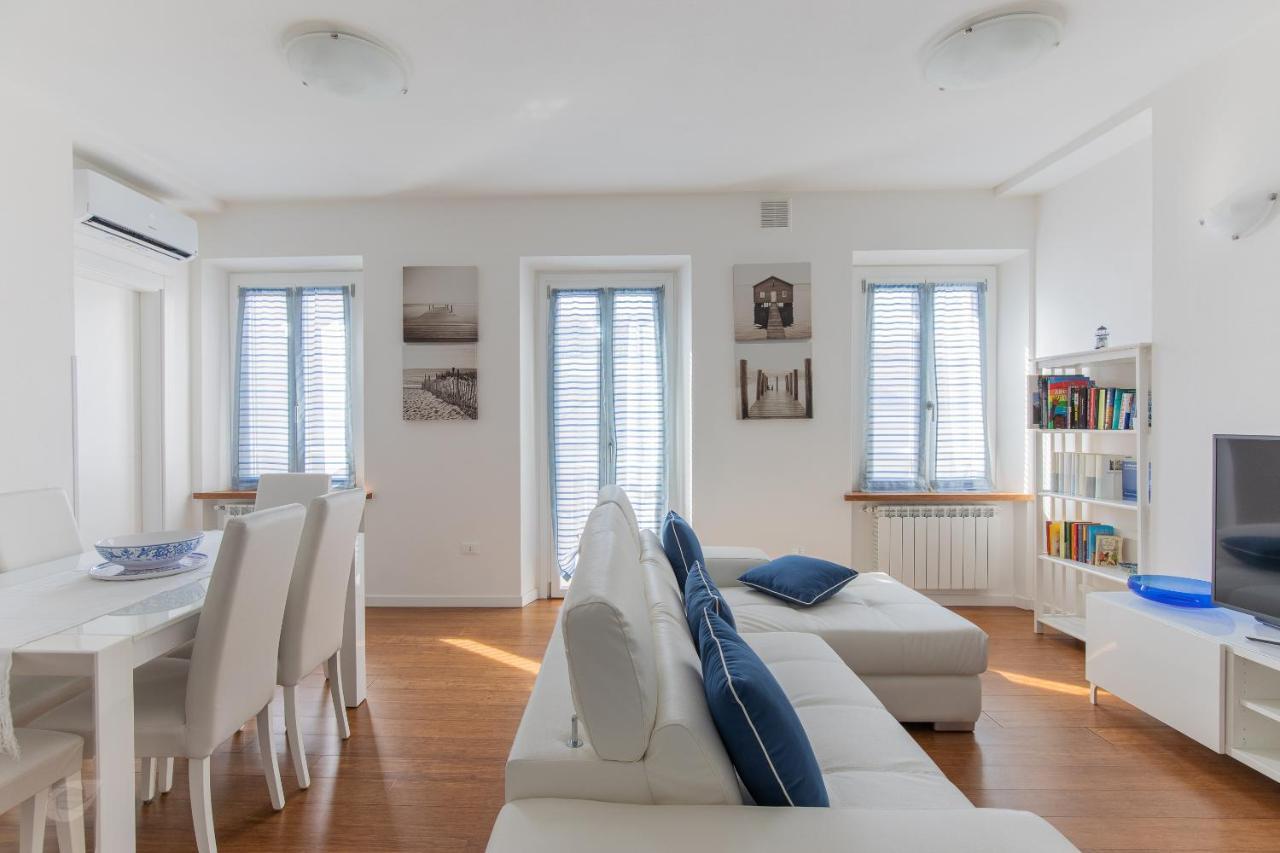 Elena House White Apartment Viareggio Exterior photo