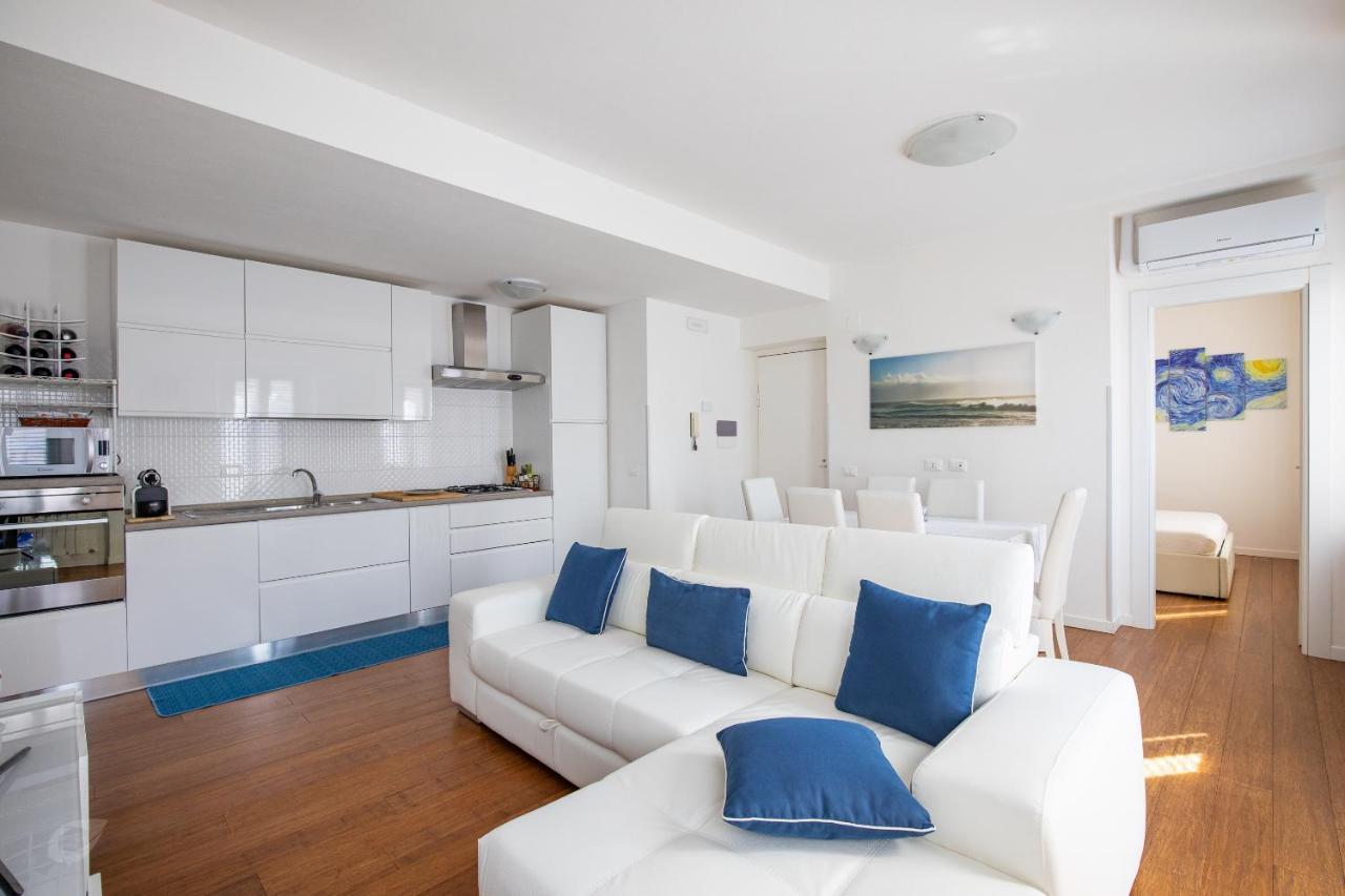 Elena House White Apartment Viareggio Exterior photo